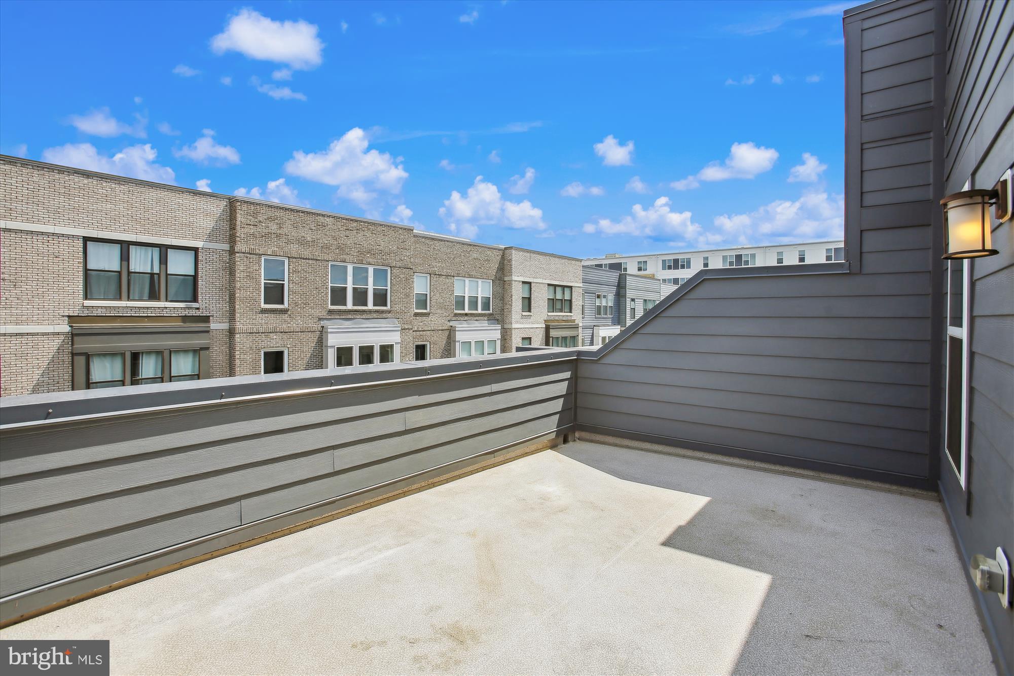 METROPARK AT ARROWBROOK - Residential Lease