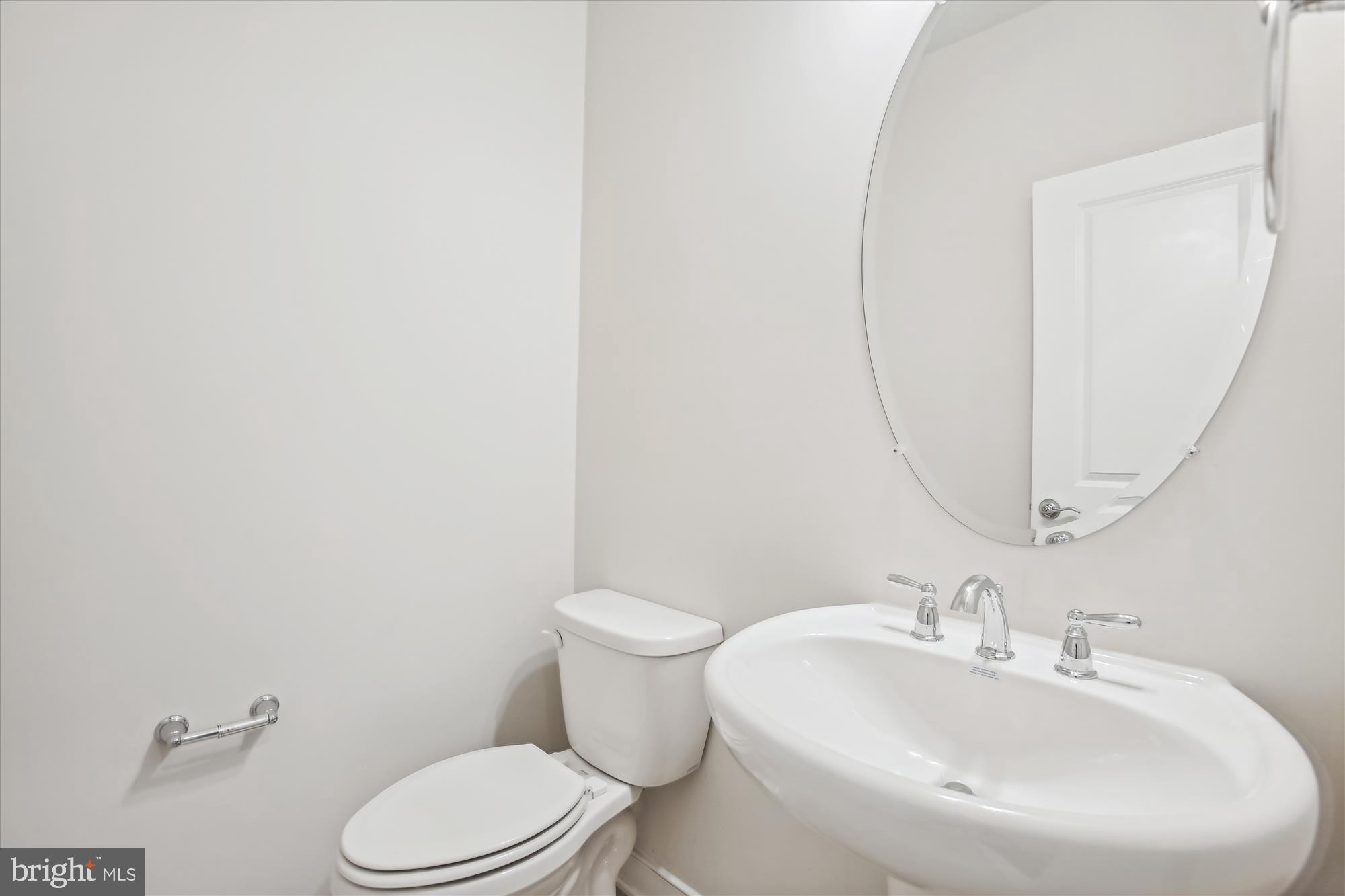 METROPARK AT ARROWBROOK - Residential Lease