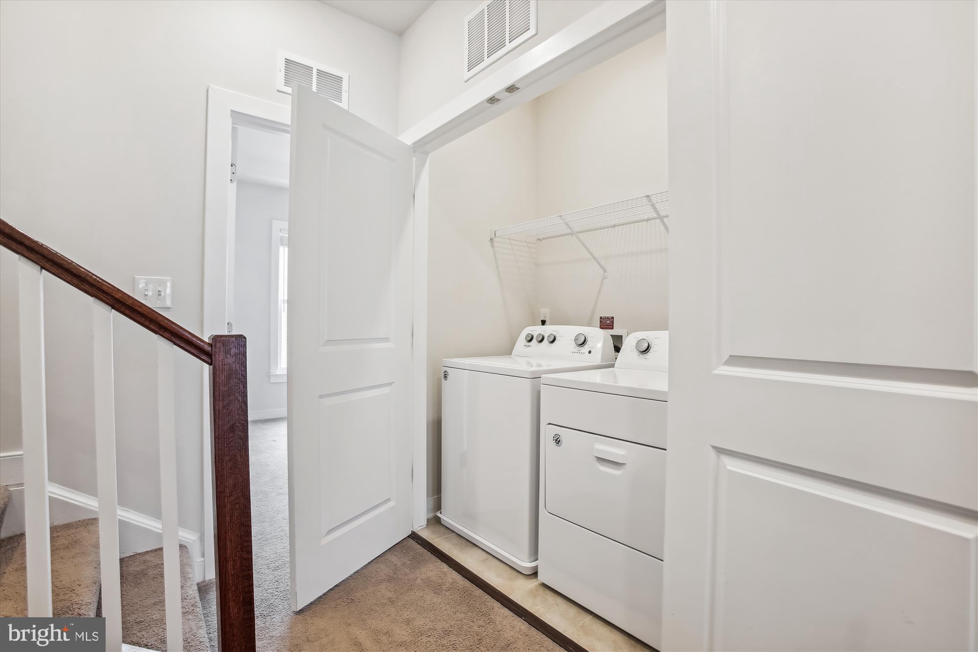 METROPARK AT ARROWBROOK - Residential Lease