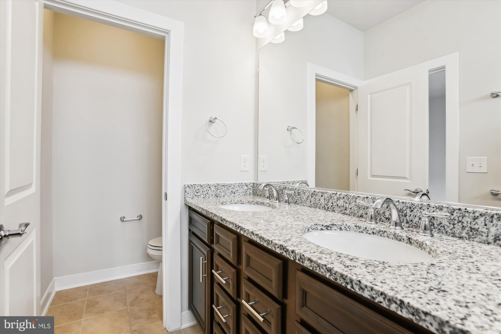 METROPARK AT ARROWBROOK - Residential Lease