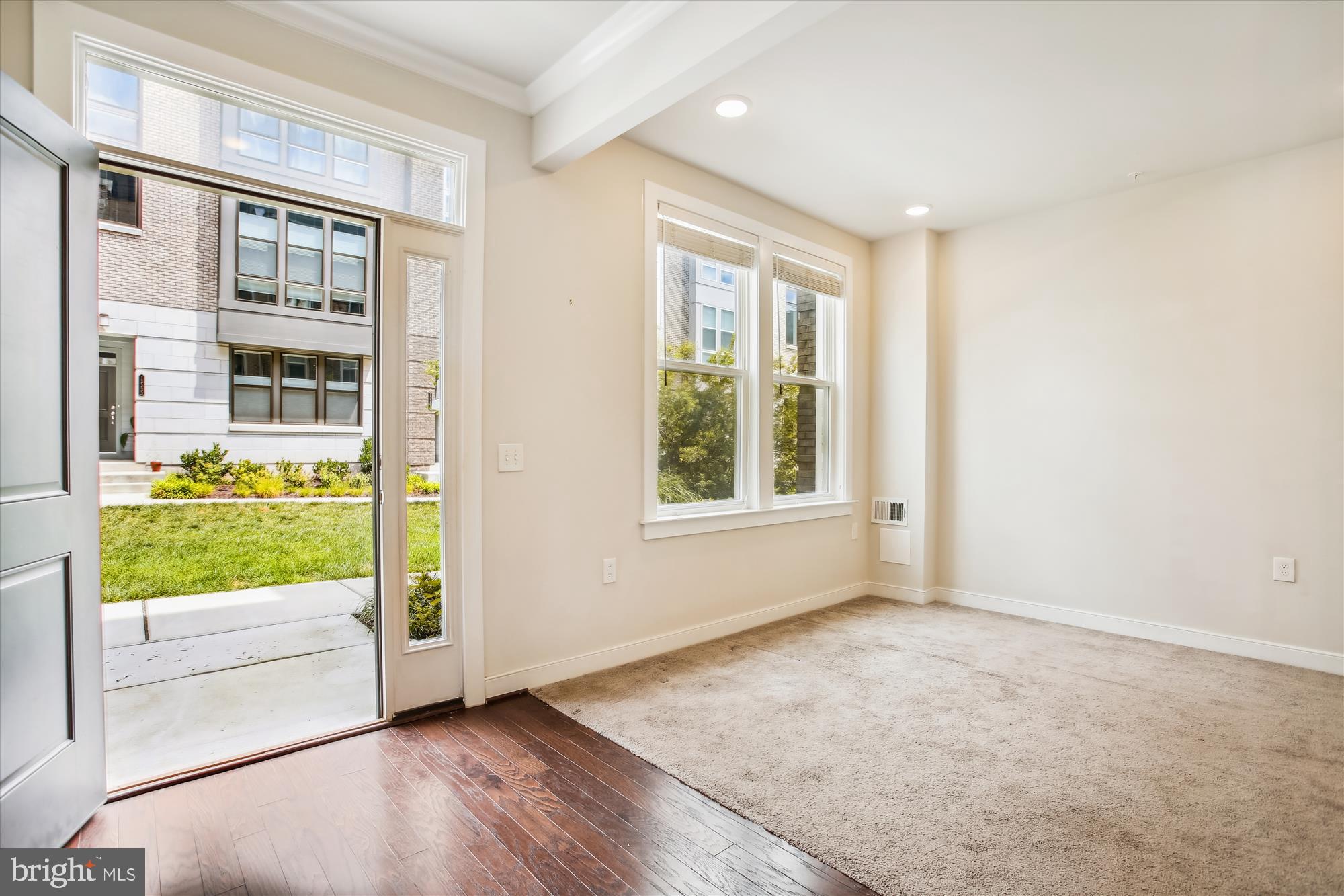 METROPARK AT ARROWBROOK - Residential Lease