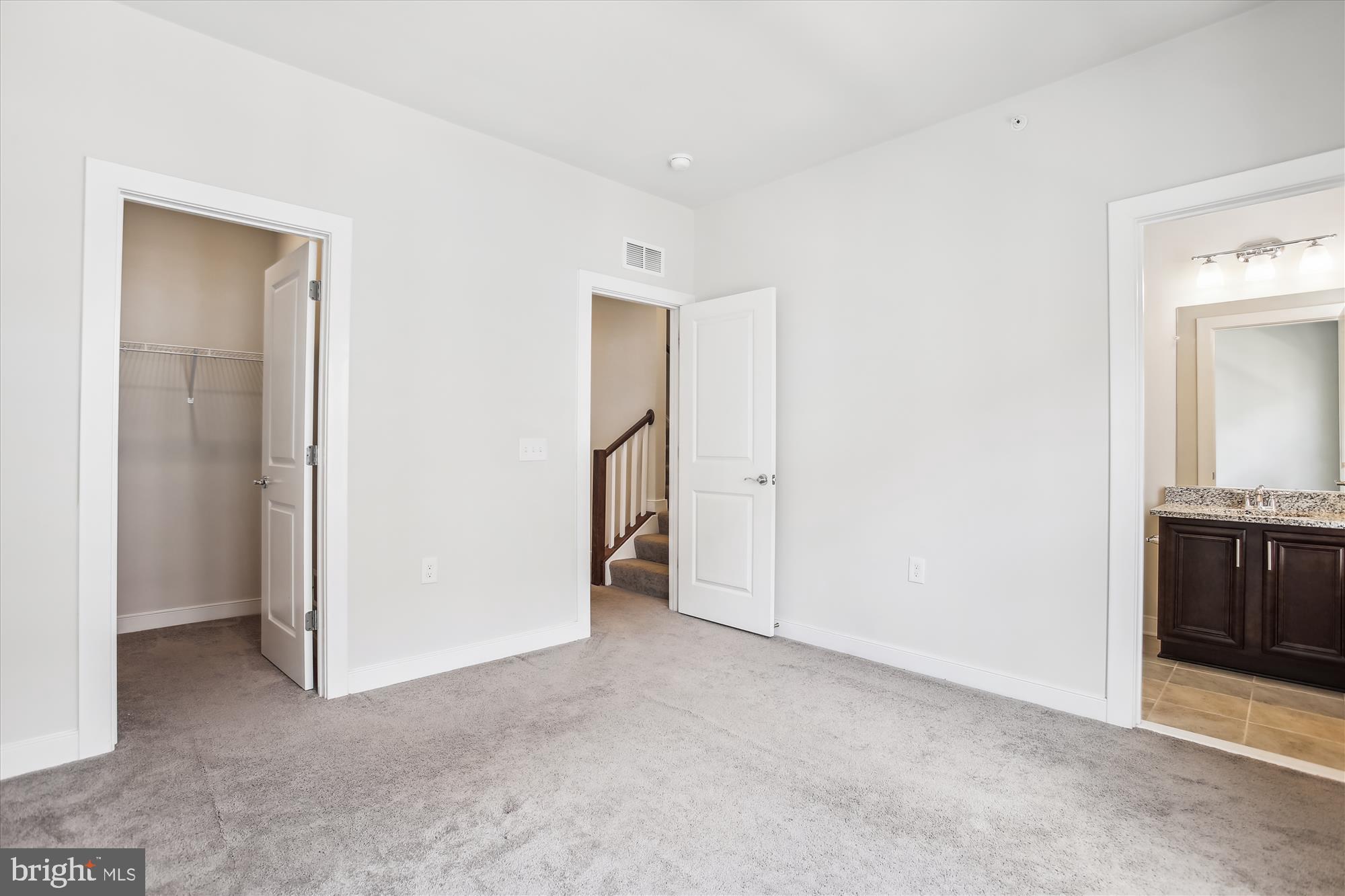 METROPARK AT ARROWBROOK - Residential Lease