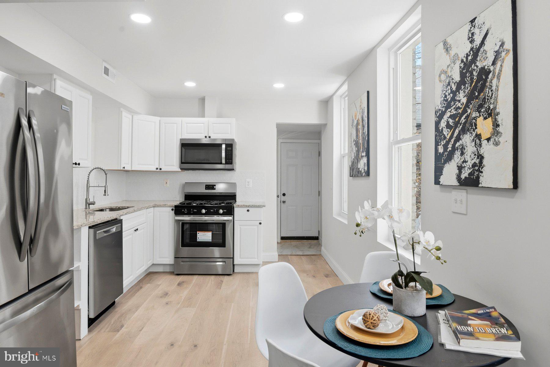 POPPLETON - Residential