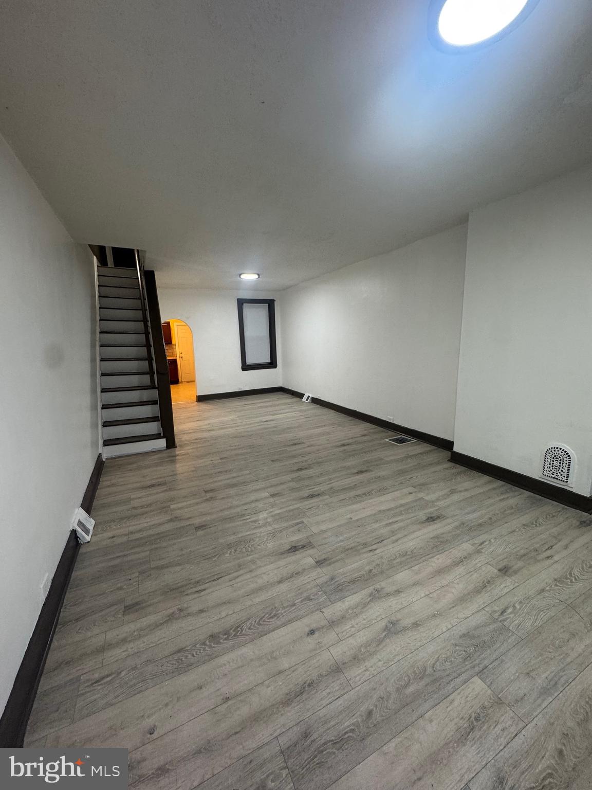 KENSINGTON - Residential Lease