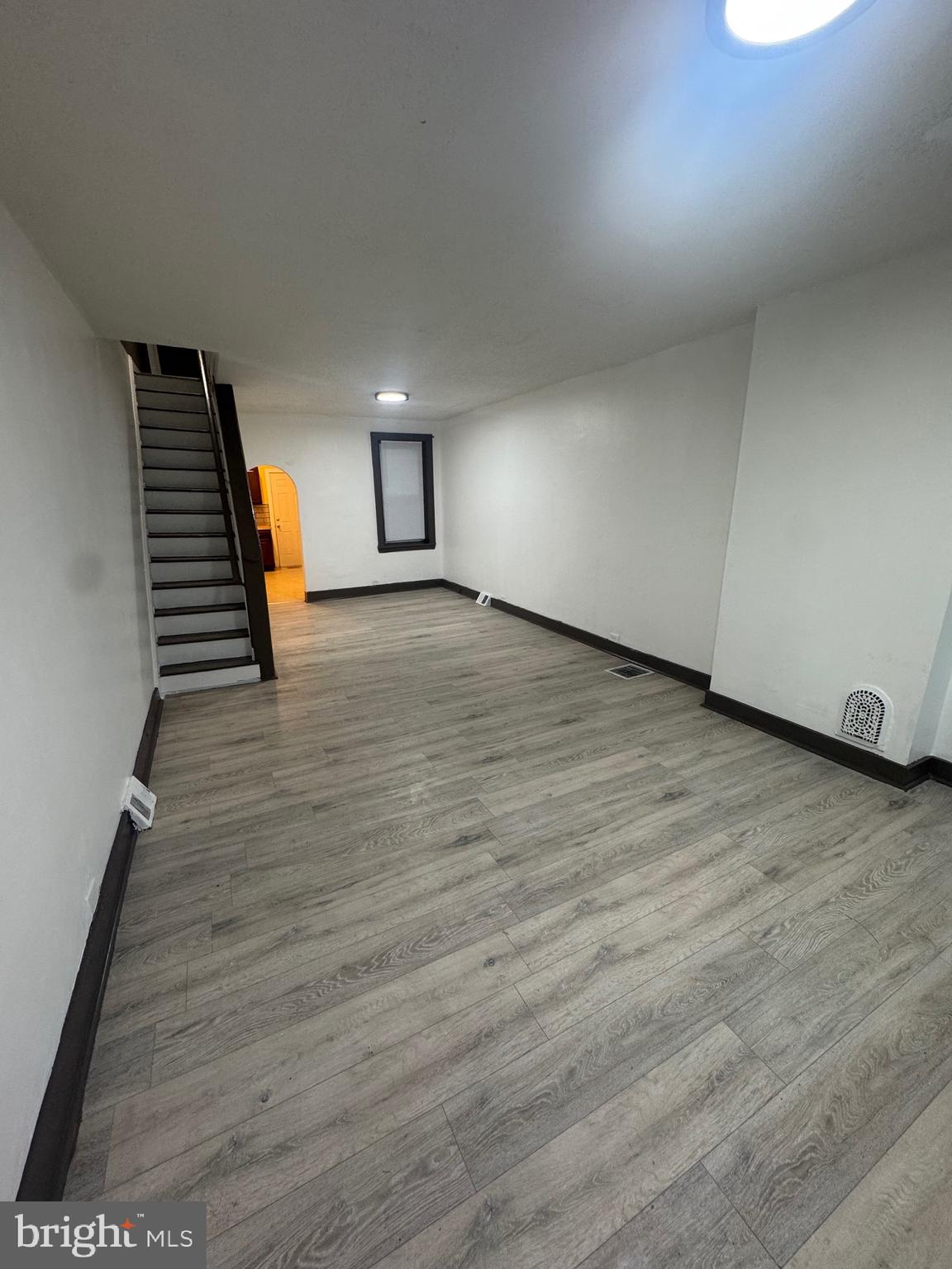 KENSINGTON - Residential Lease