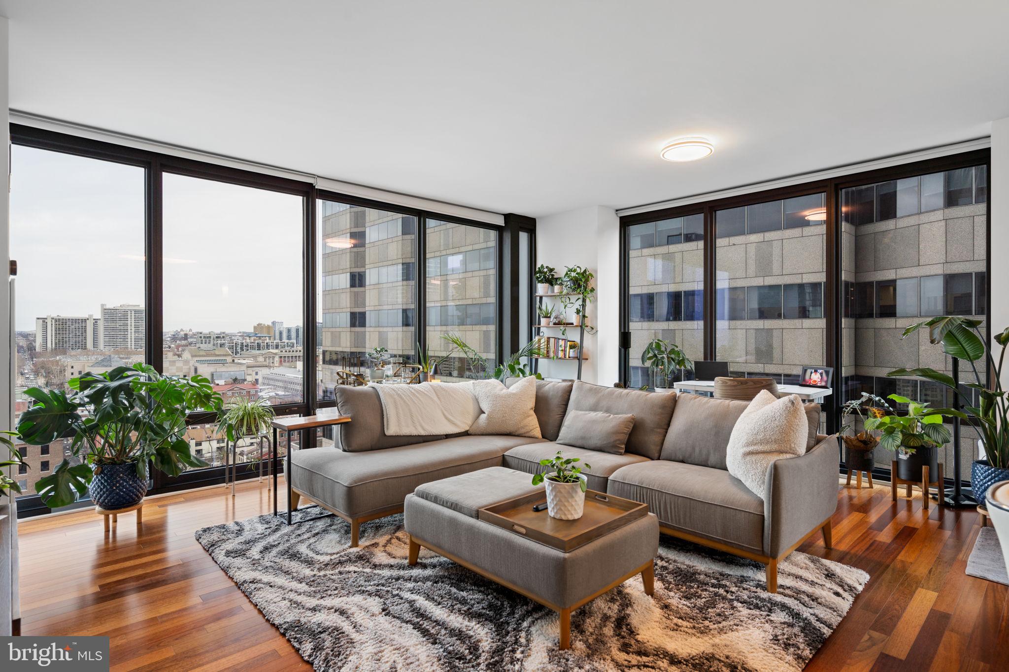 RITTENHOUSE SQUARE - Residential