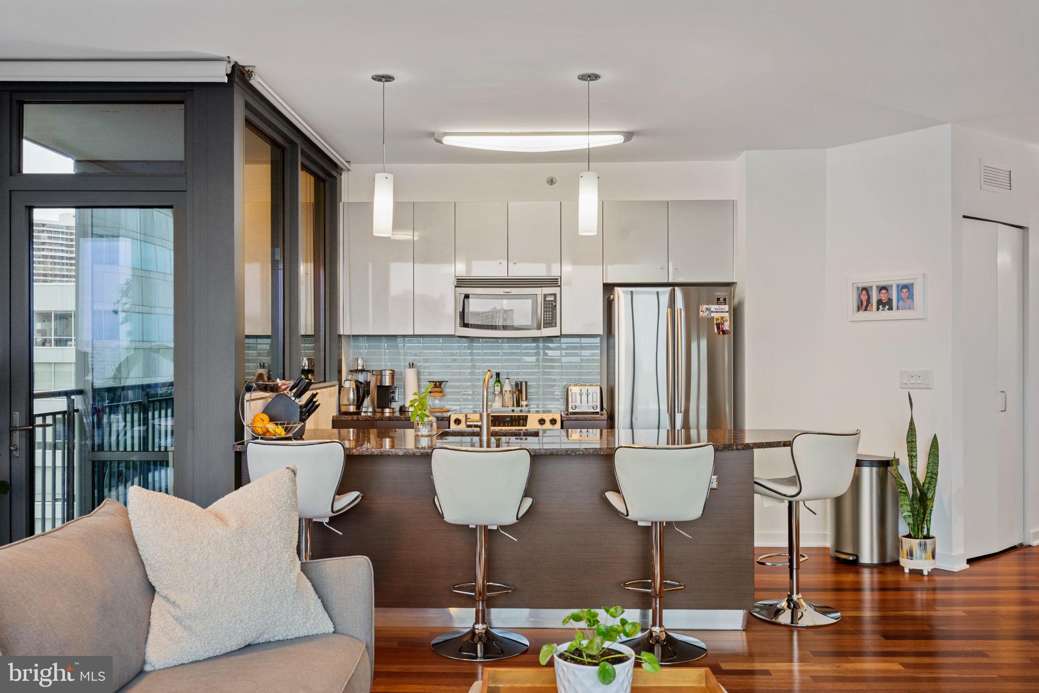 RITTENHOUSE SQUARE - Residential