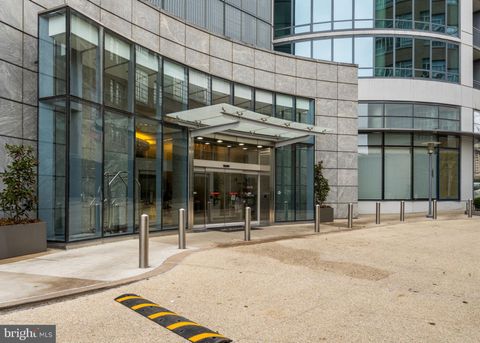 Photo of 2101 - 00 Market Street #1507, PHILADELPHIA, PA 19103 (MLS # PAPH2573802)