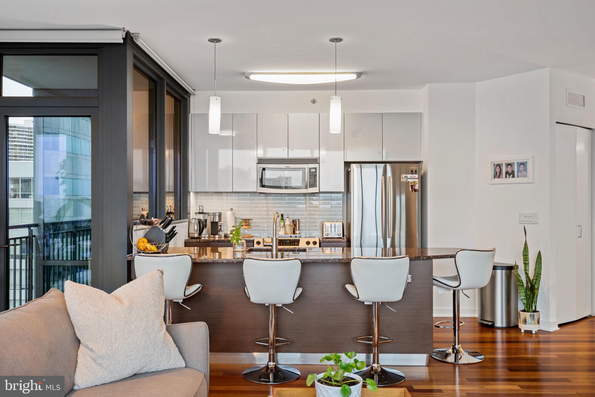 RITTENHOUSE SQUARE - Residential