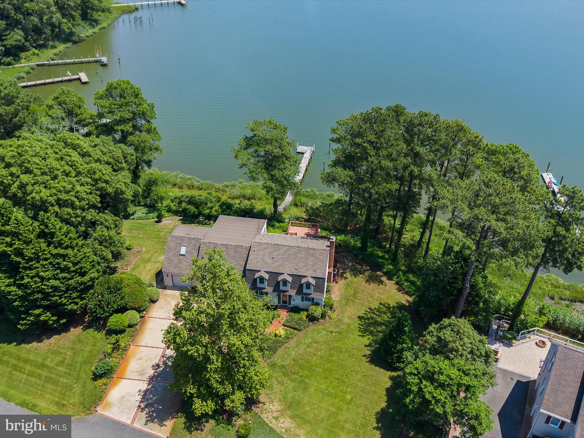 106 VINES LANE