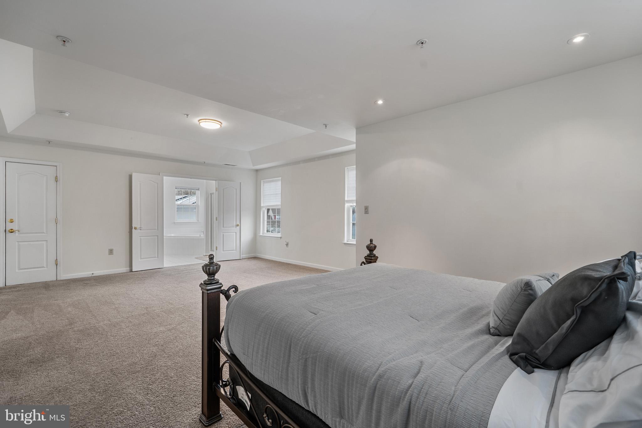 CAMBRIDGE ESTATES - Residential