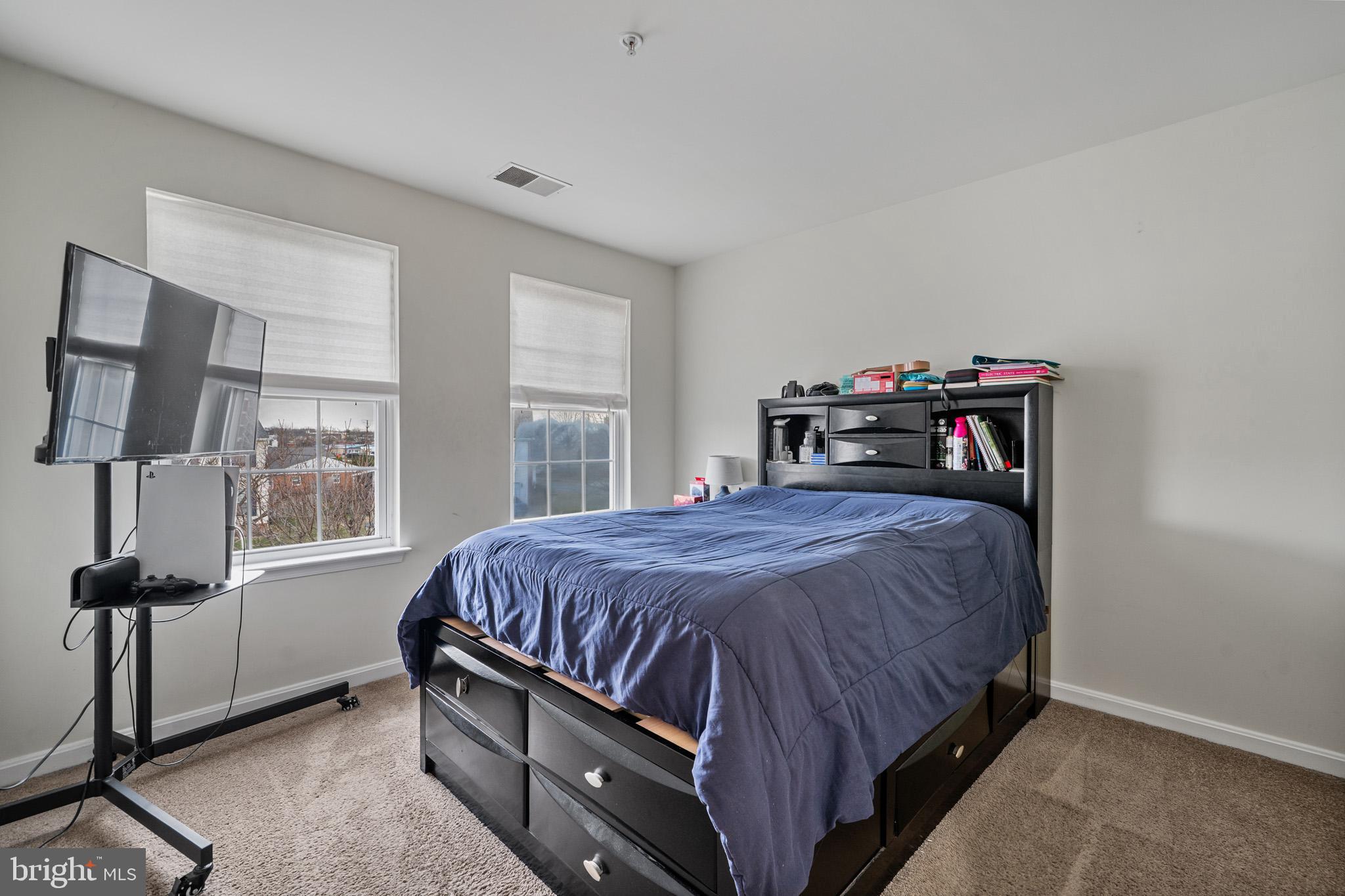 CAMBRIDGE ESTATES - Residential