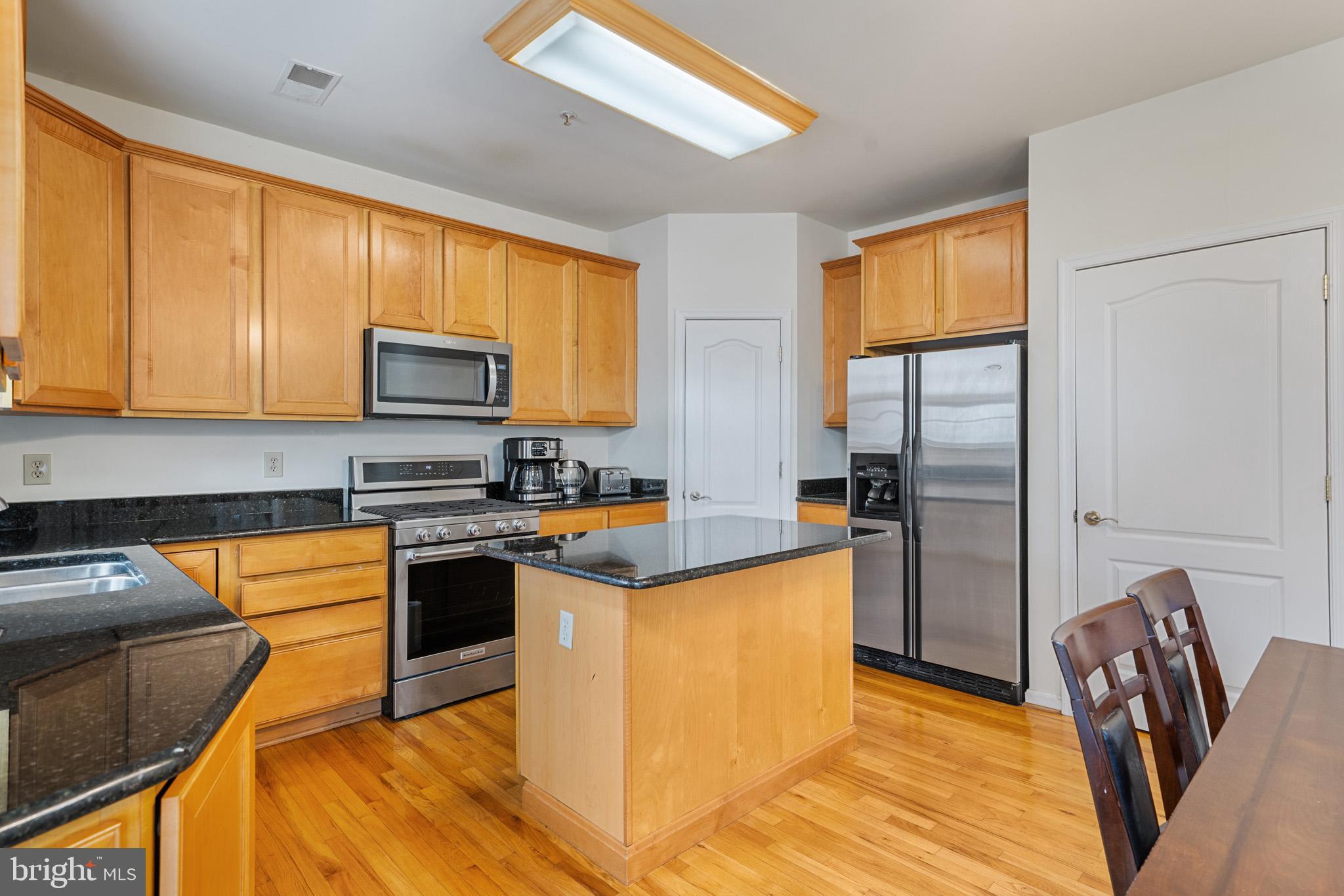 CAMBRIDGE ESTATES - Residential