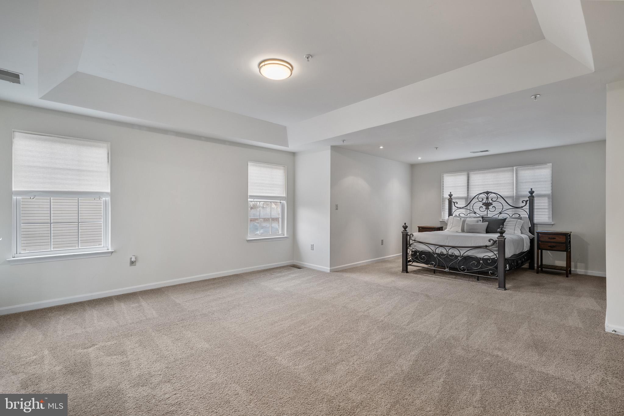 CAMBRIDGE ESTATES - Residential