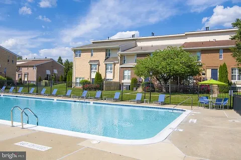 1699 Yale Place Unit 3BR-412, Rockville, MD MLS: MDMC2179142