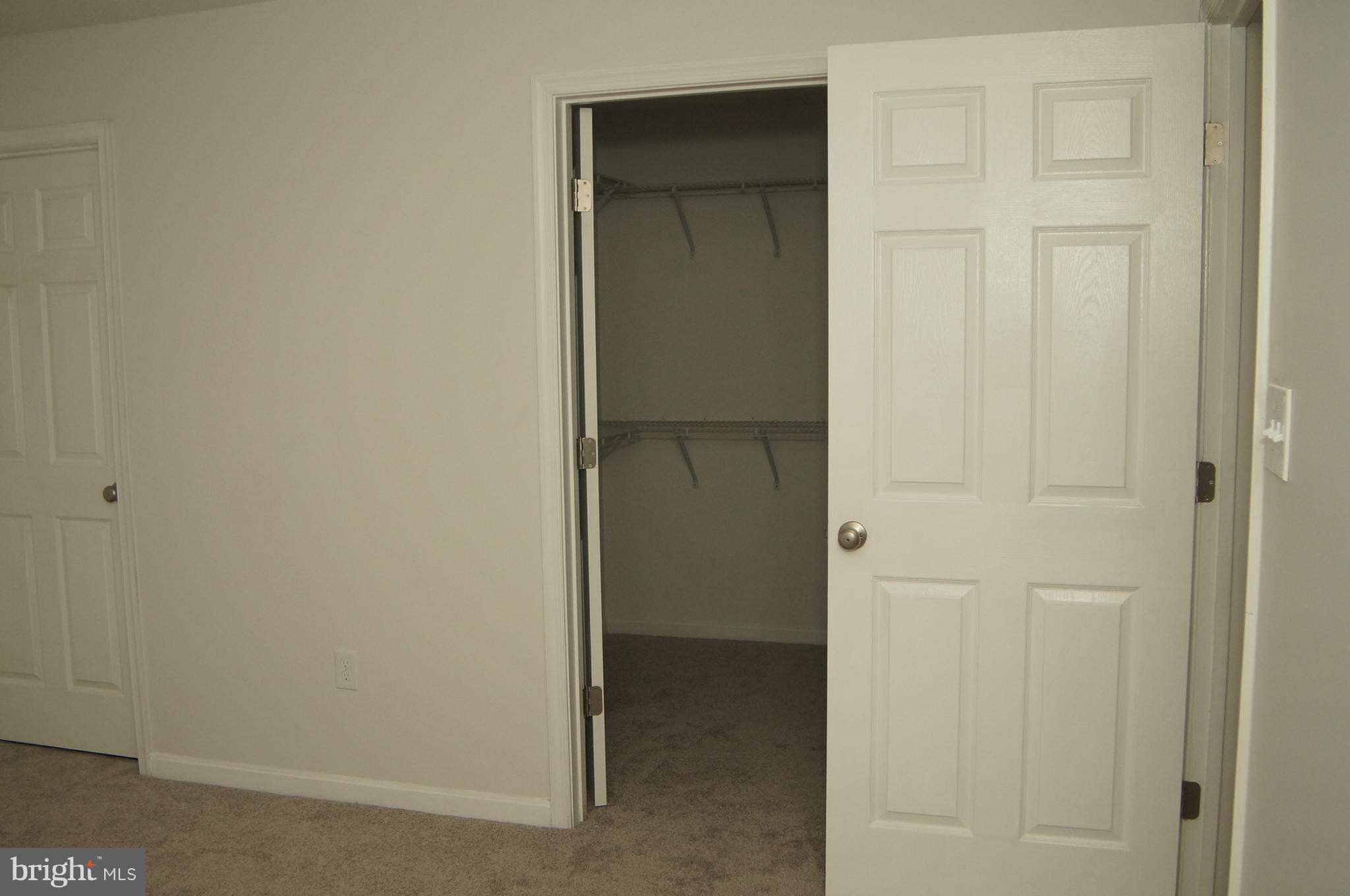 STONE RIDGE - Residential