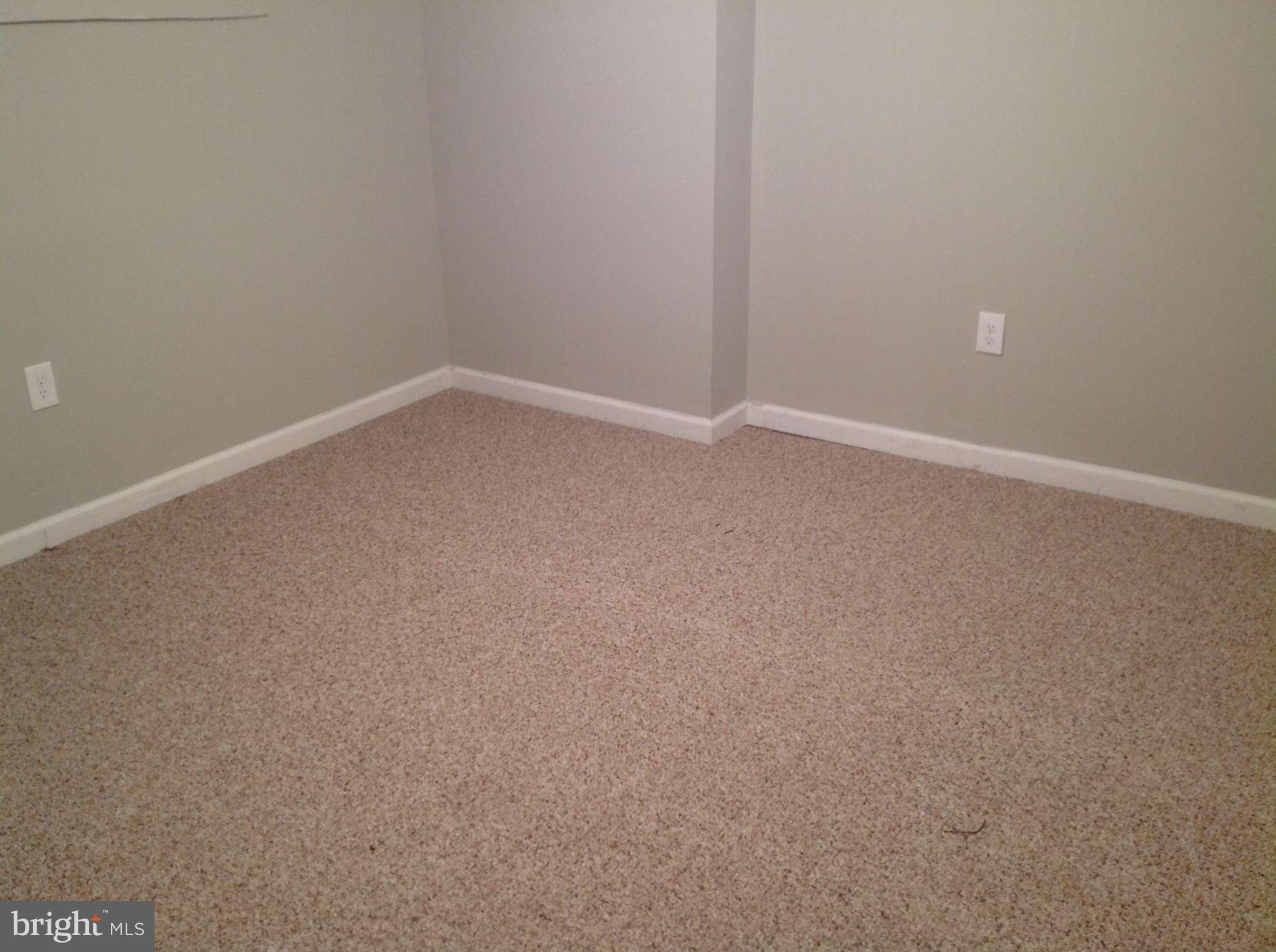 BROYHILL PARK - Residential