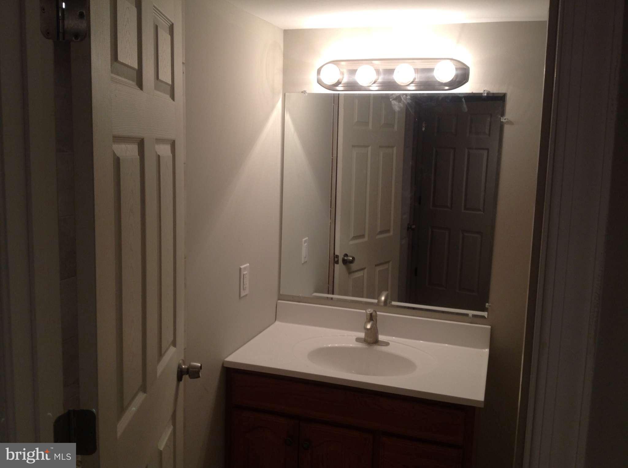 BROYHILL PARK - Residential