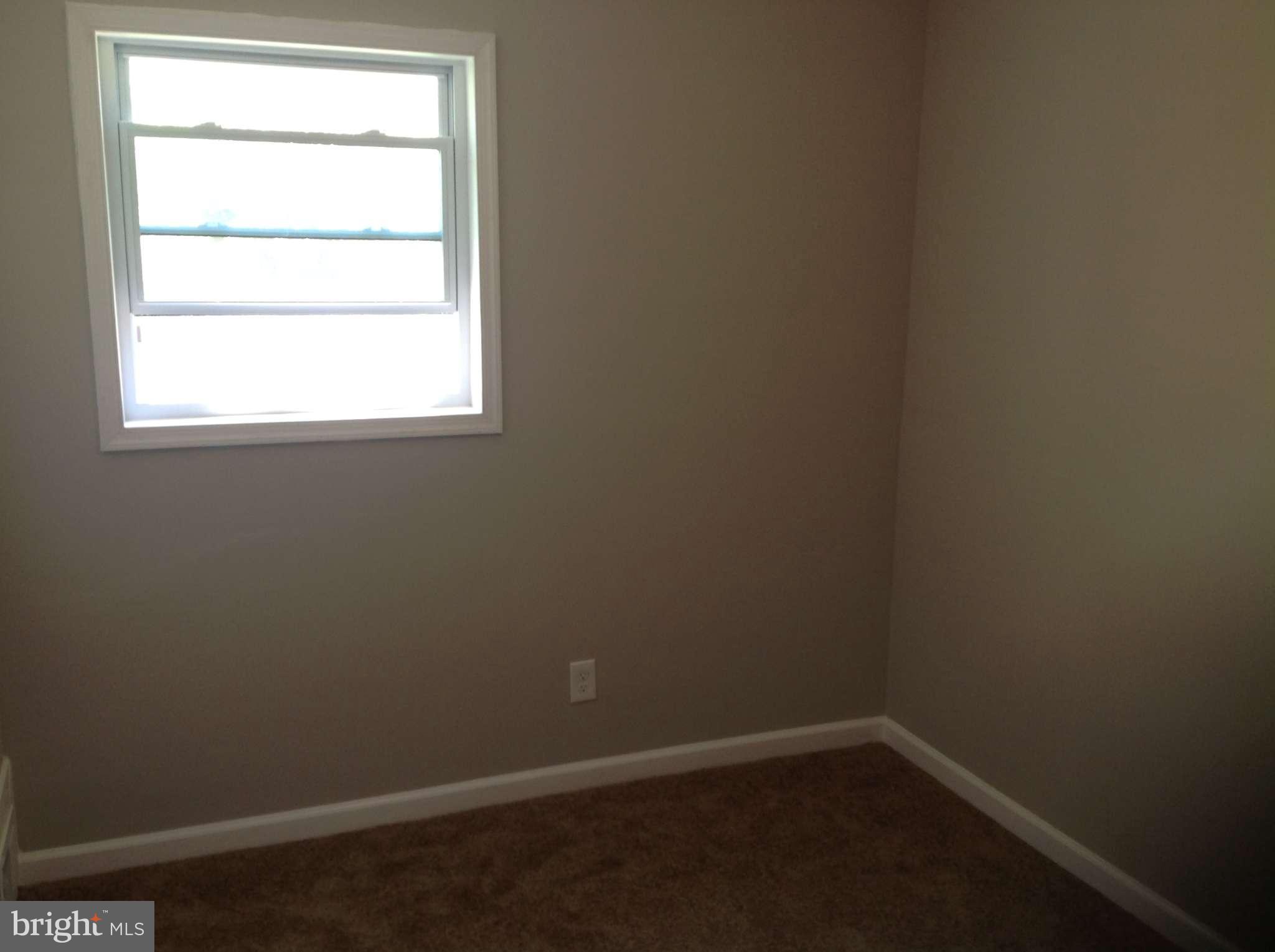 BROYHILL PARK - Residential