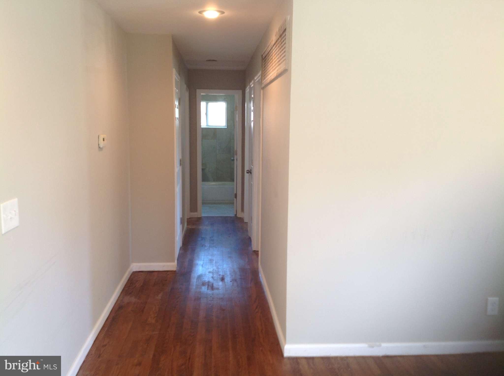 BROYHILL PARK - Residential