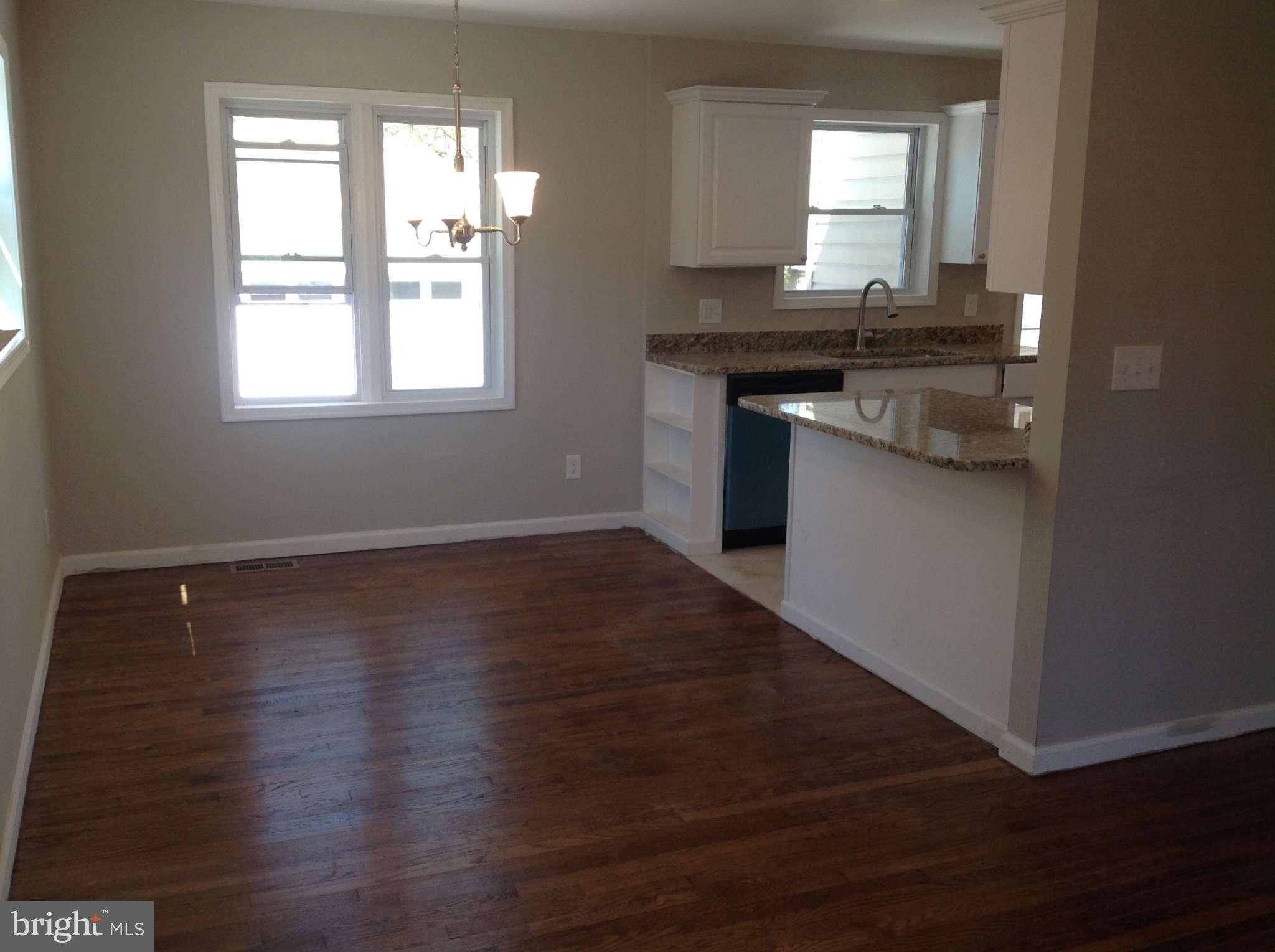 BROYHILL PARK - Residential