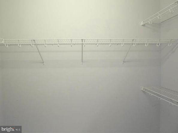 ONE PARK CREST - Residential Lease