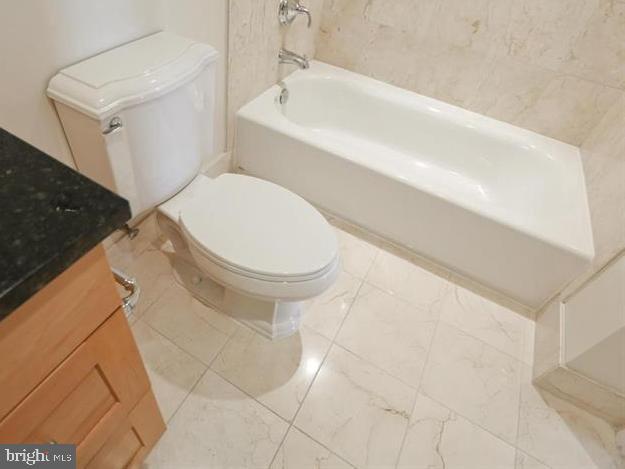 ONE PARK CREST - Residential Lease