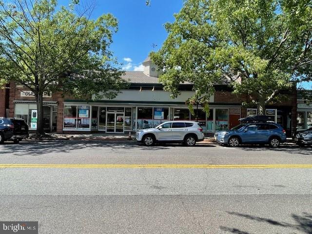 121 W MAIN STREET