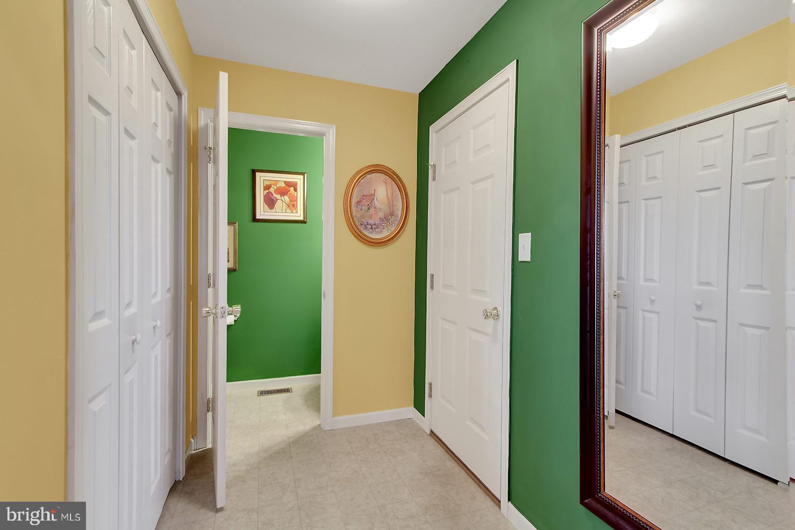 LAUREL VISTAS - Residential