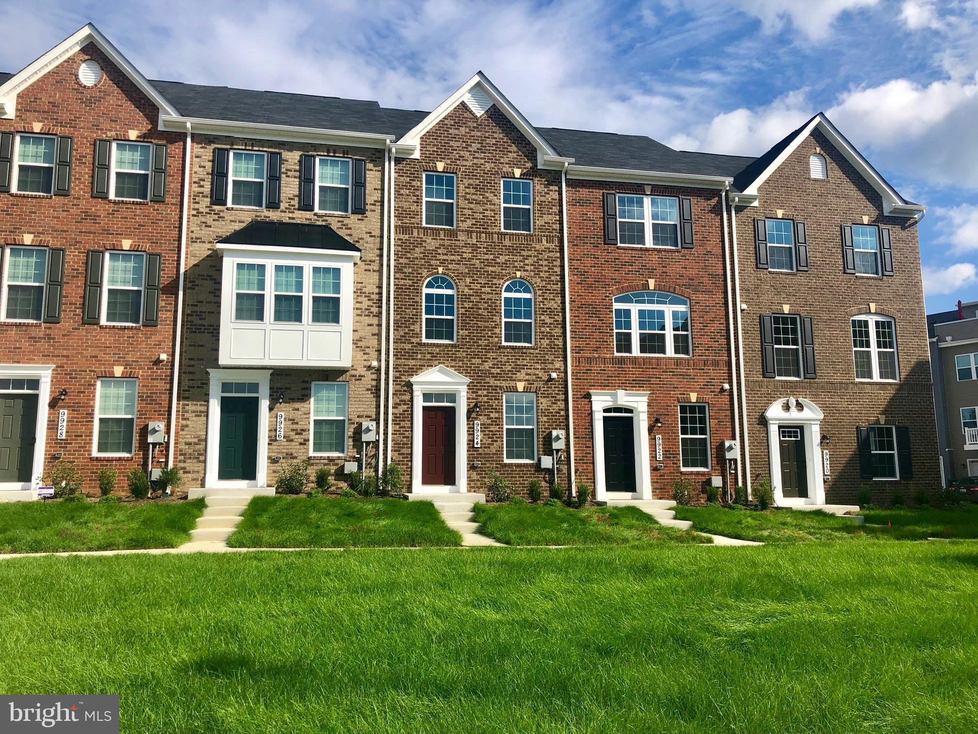 LARGO CRESCENT - Residential