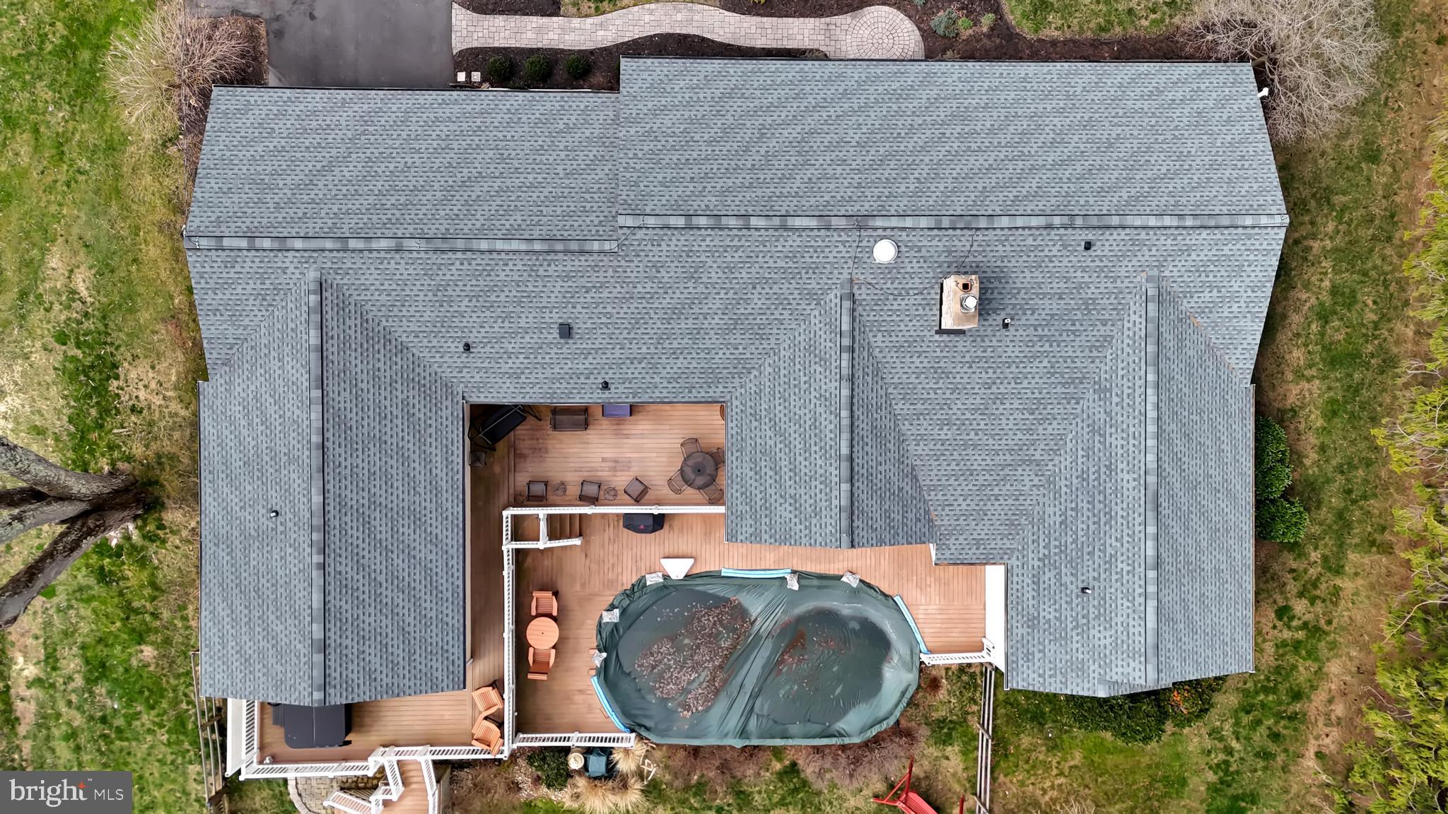 HIGH POINT MANOR - Residential