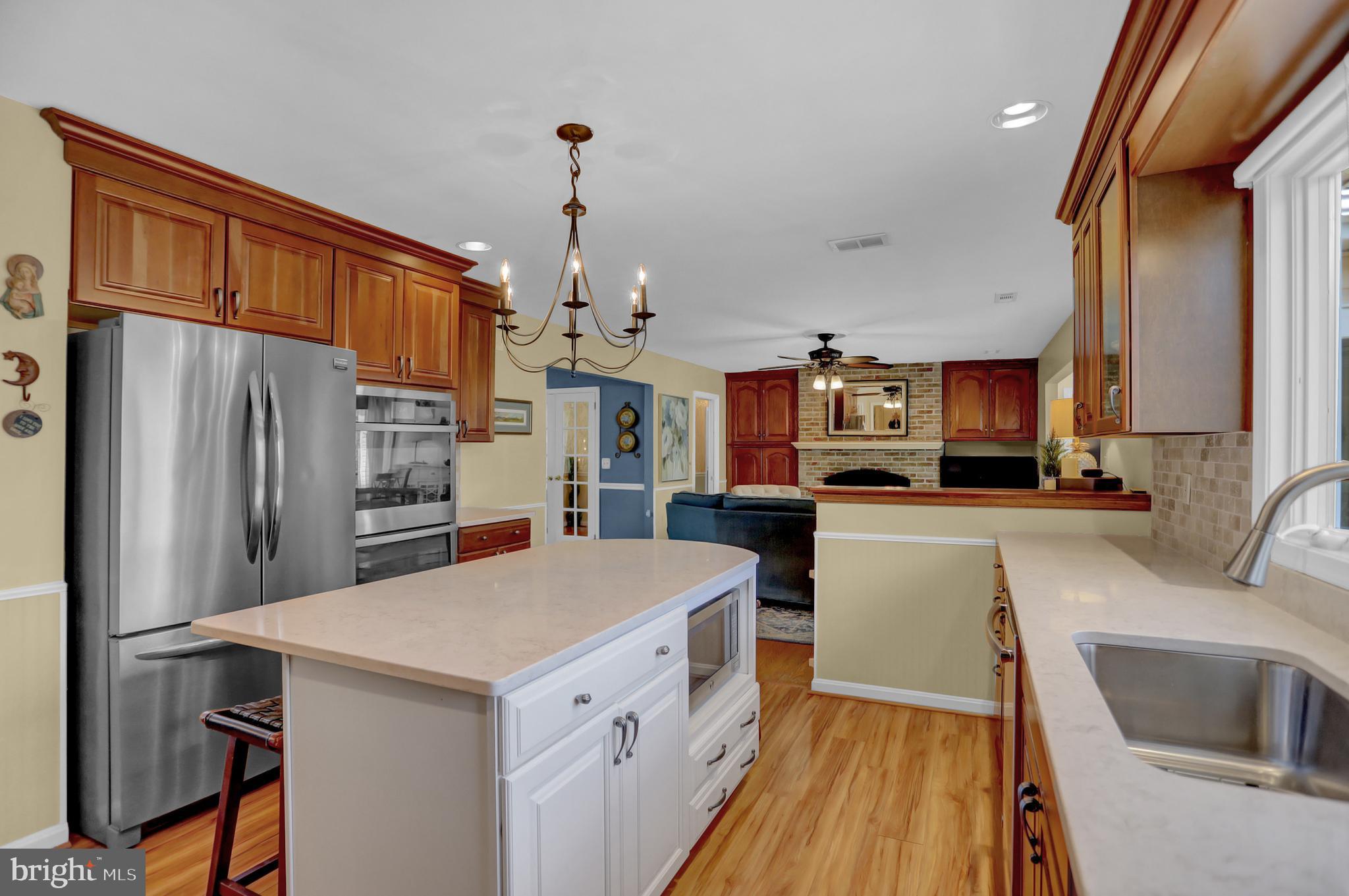 HIGH POINT MANOR - Residential