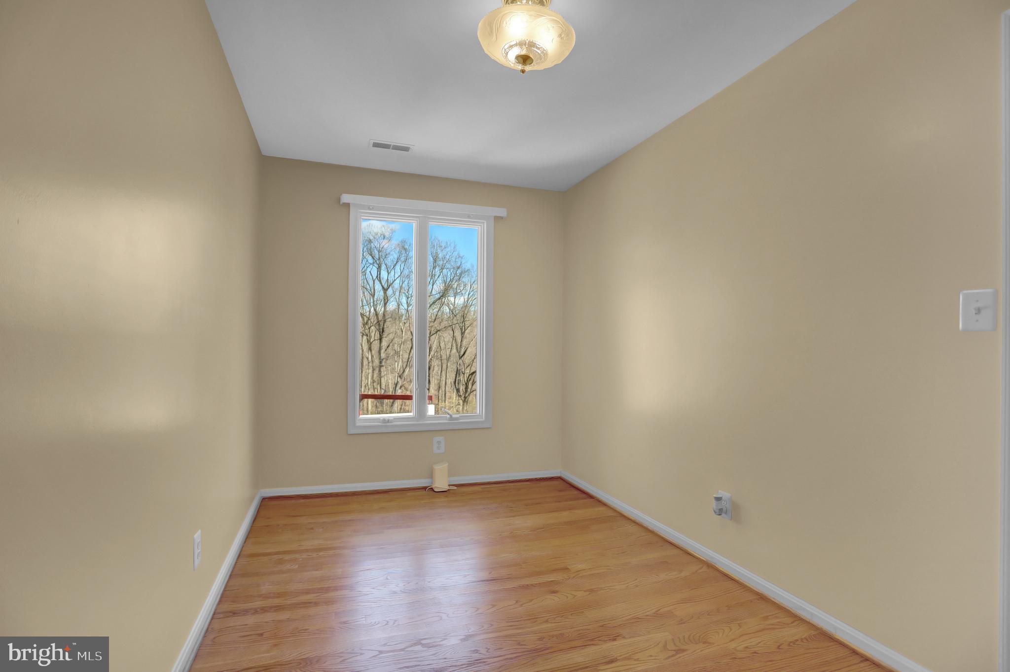 HIGH POINT MANOR - Residential