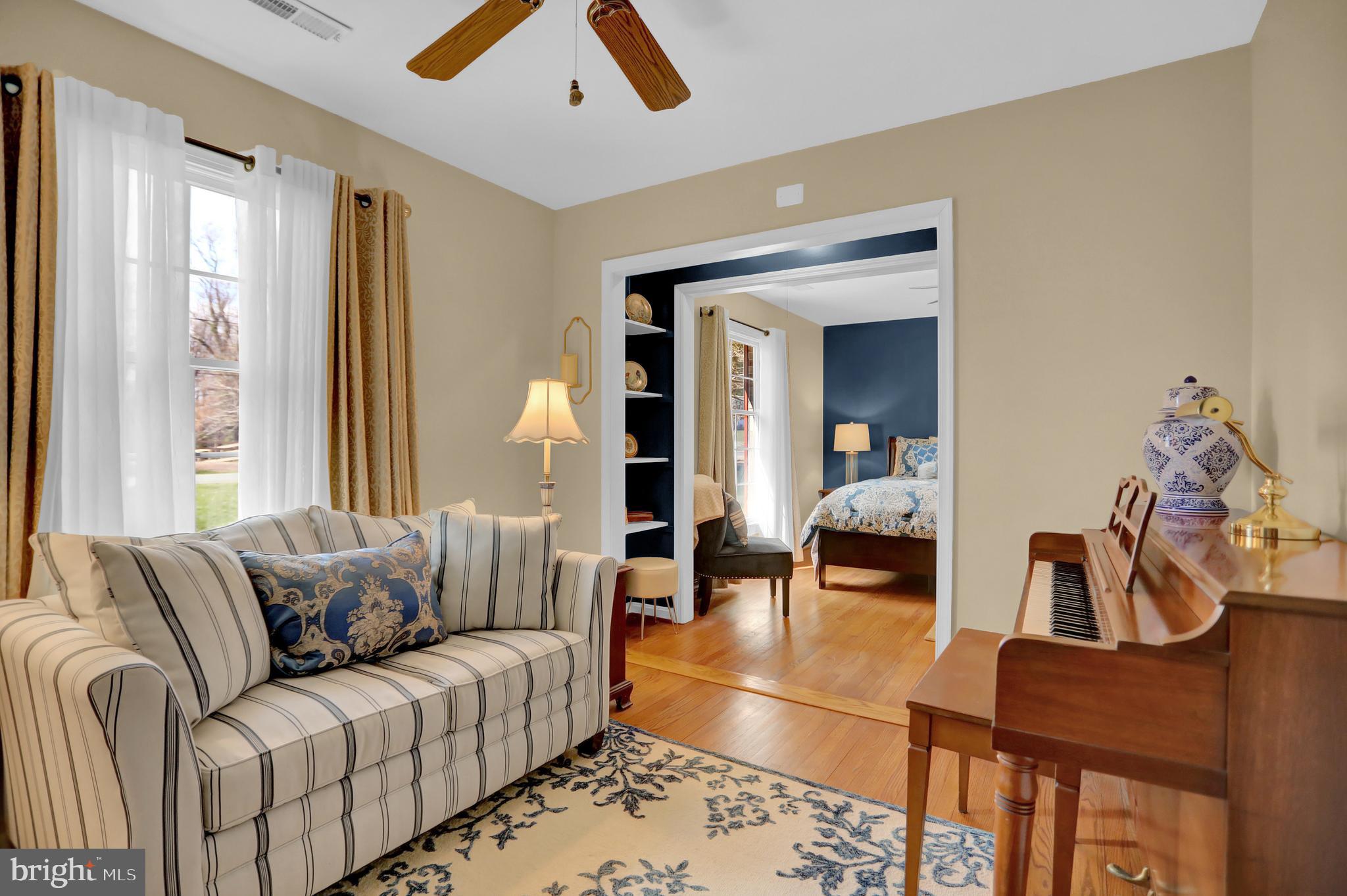 HIGH POINT MANOR - Residential