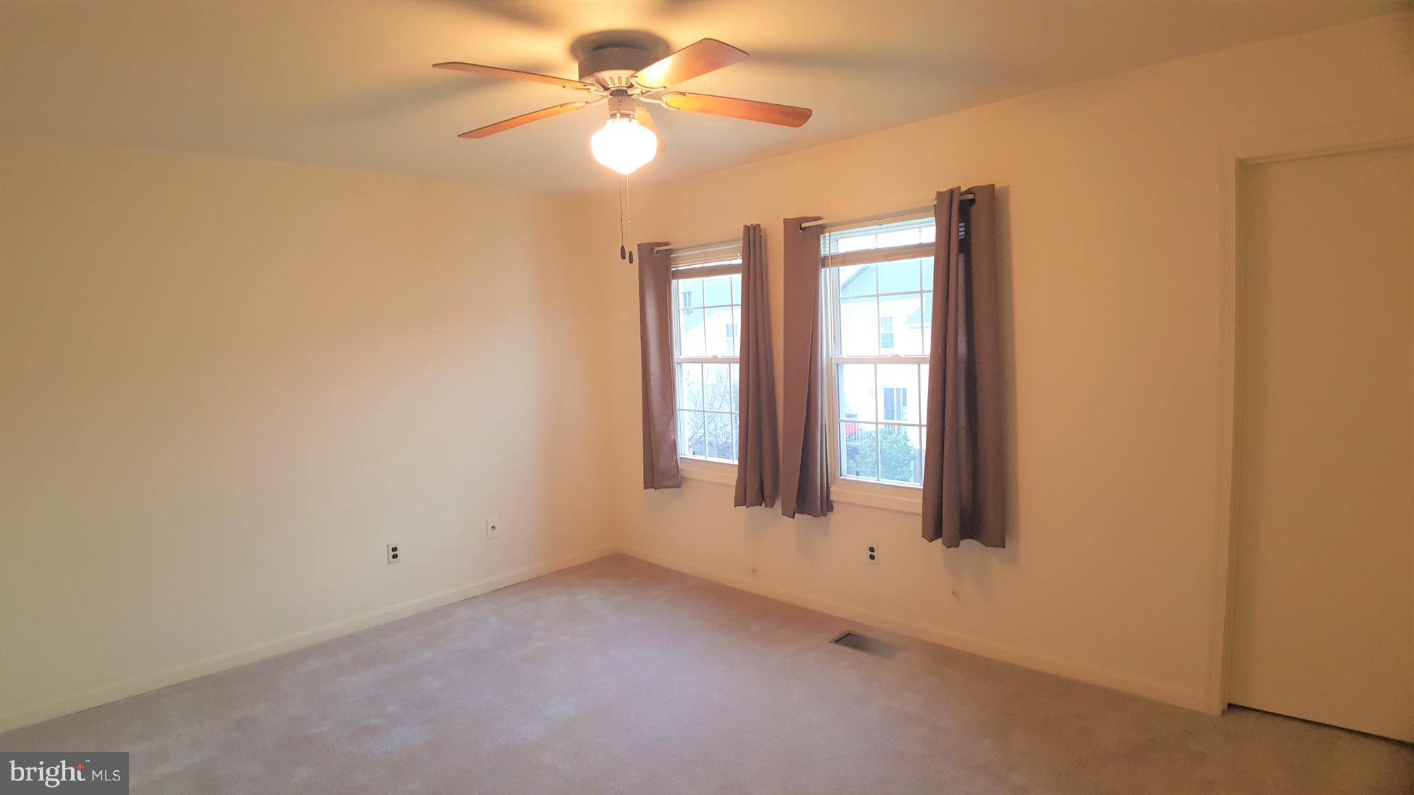 THE MEADOWS - Residential Lease