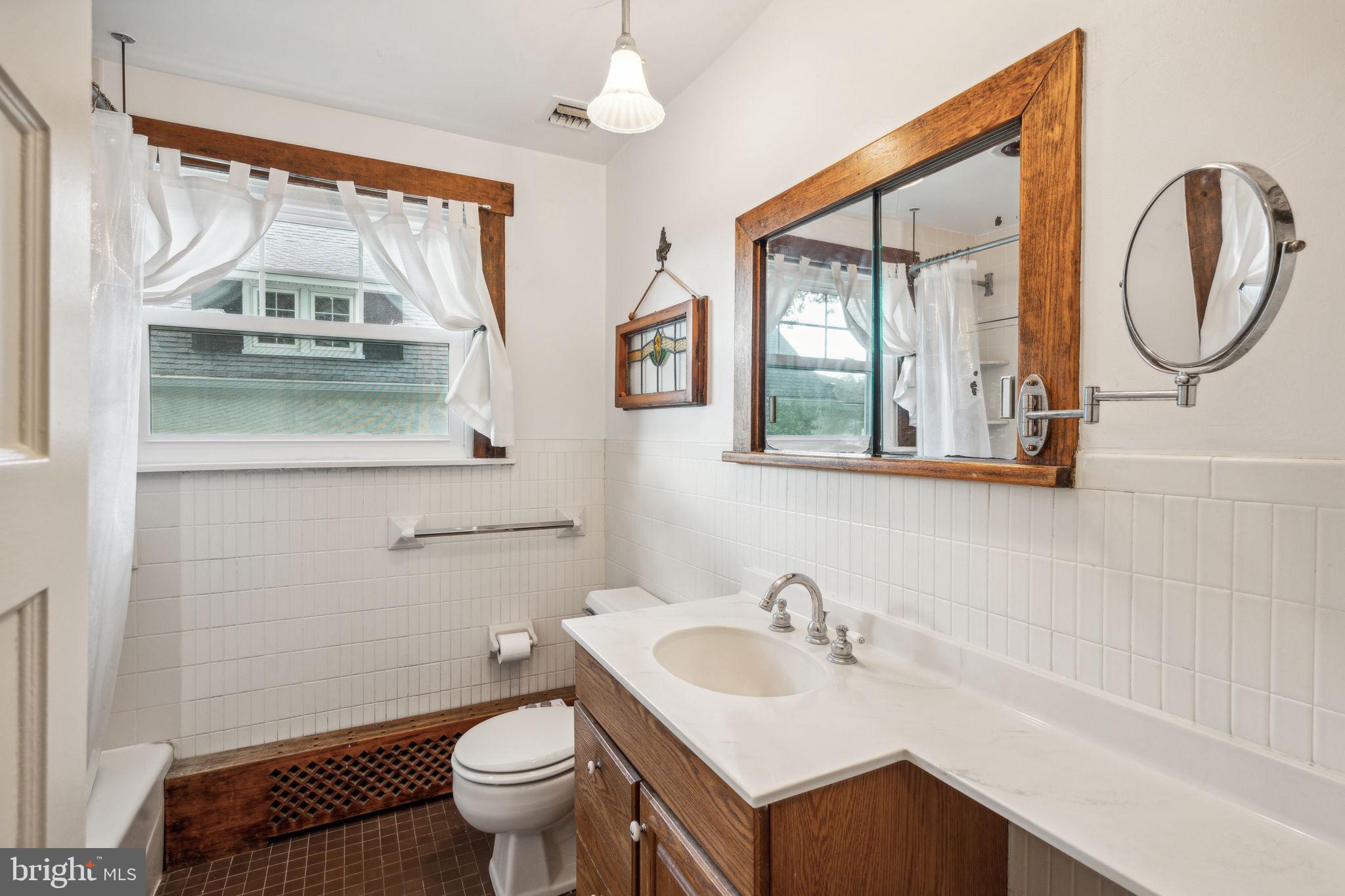 NARBERTH - Residential