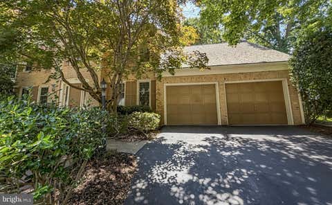 Photo of 7830 Belleflower Drive, SPRINGFIELD, VA 22152 (MLS # VAFX2327498)