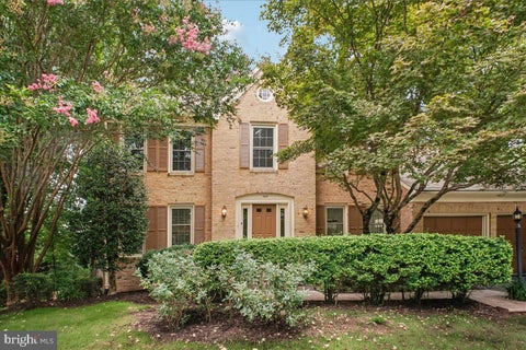 Photo of 7830 Belleflower Drive, SPRINGFIELD, VA 22152 (MLS # VAFX2327498)