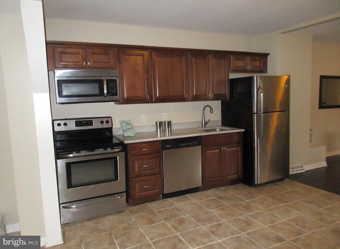 CHESAPEAKE TERRACE - Residential