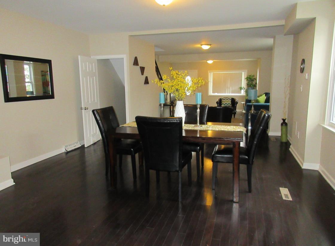 CHESAPEAKE TERRACE - Residential