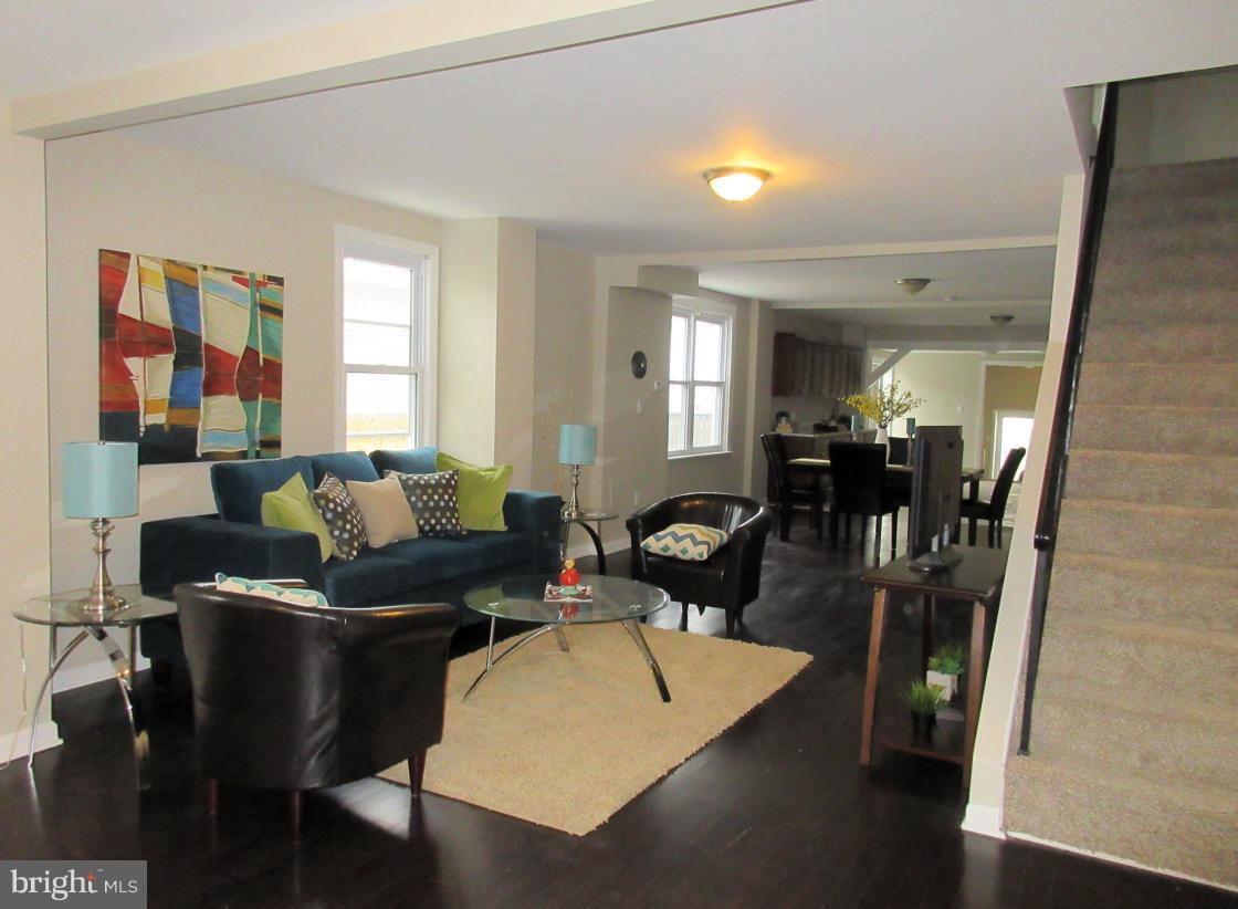 CHESAPEAKE TERRACE - Residential