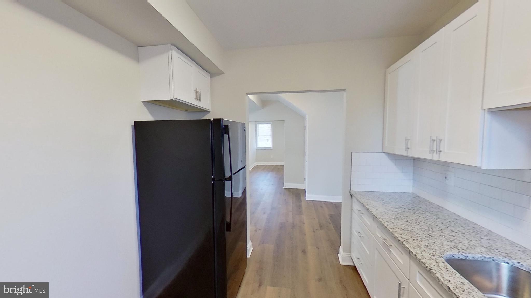 DOLFIELD - Residential Lease