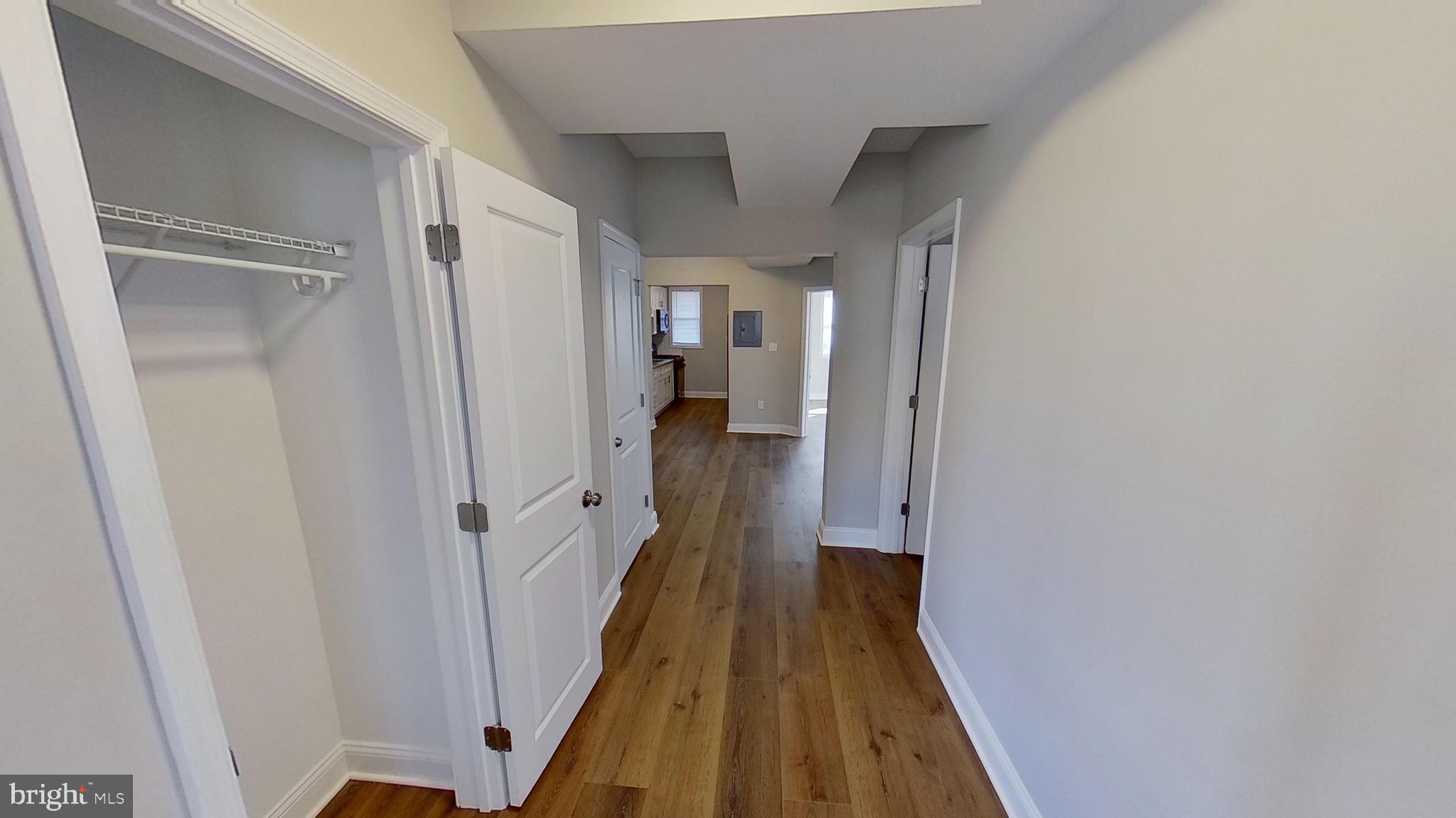 DOLFIELD - Residential Lease