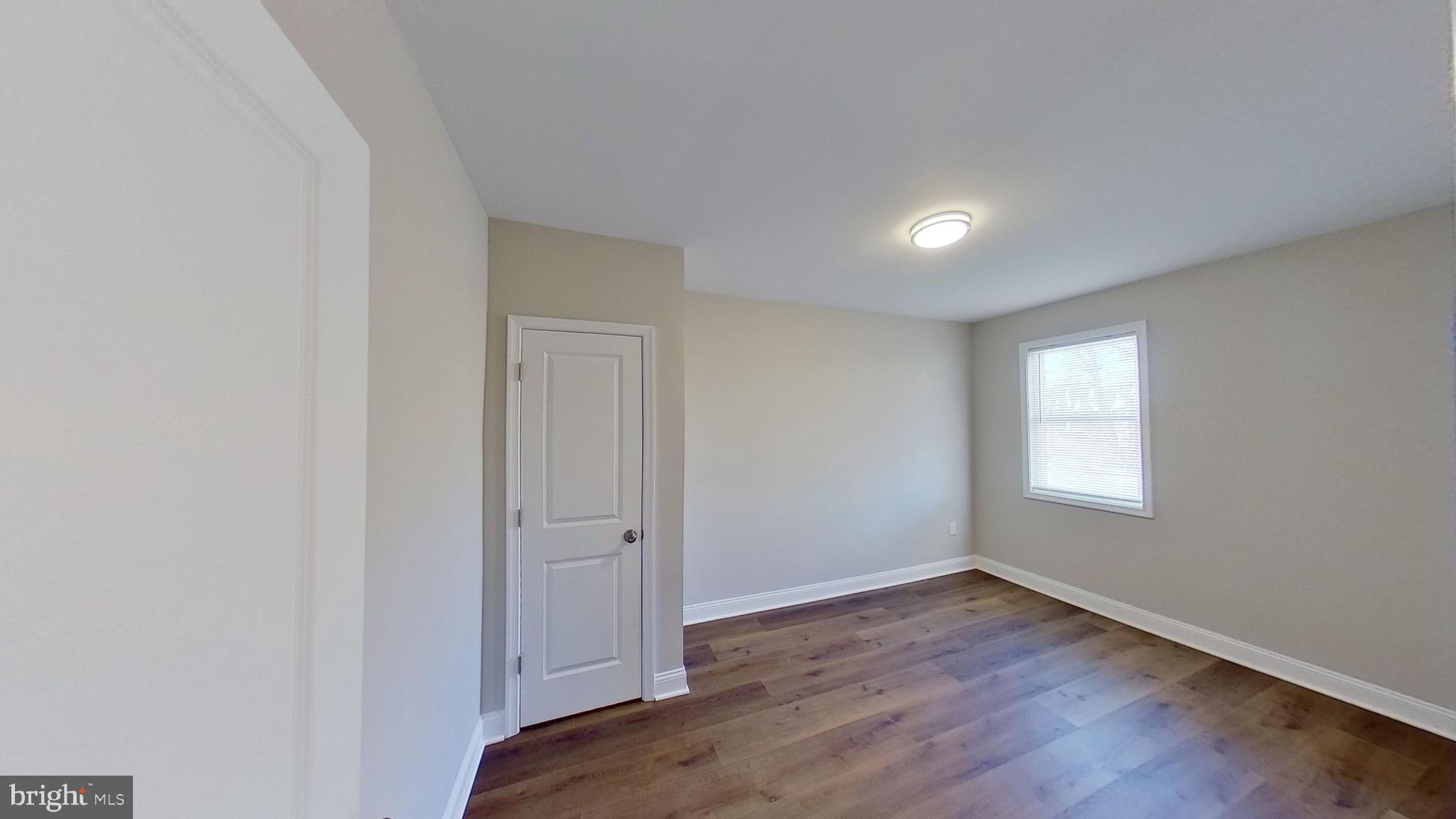 DOLFIELD - Residential Lease