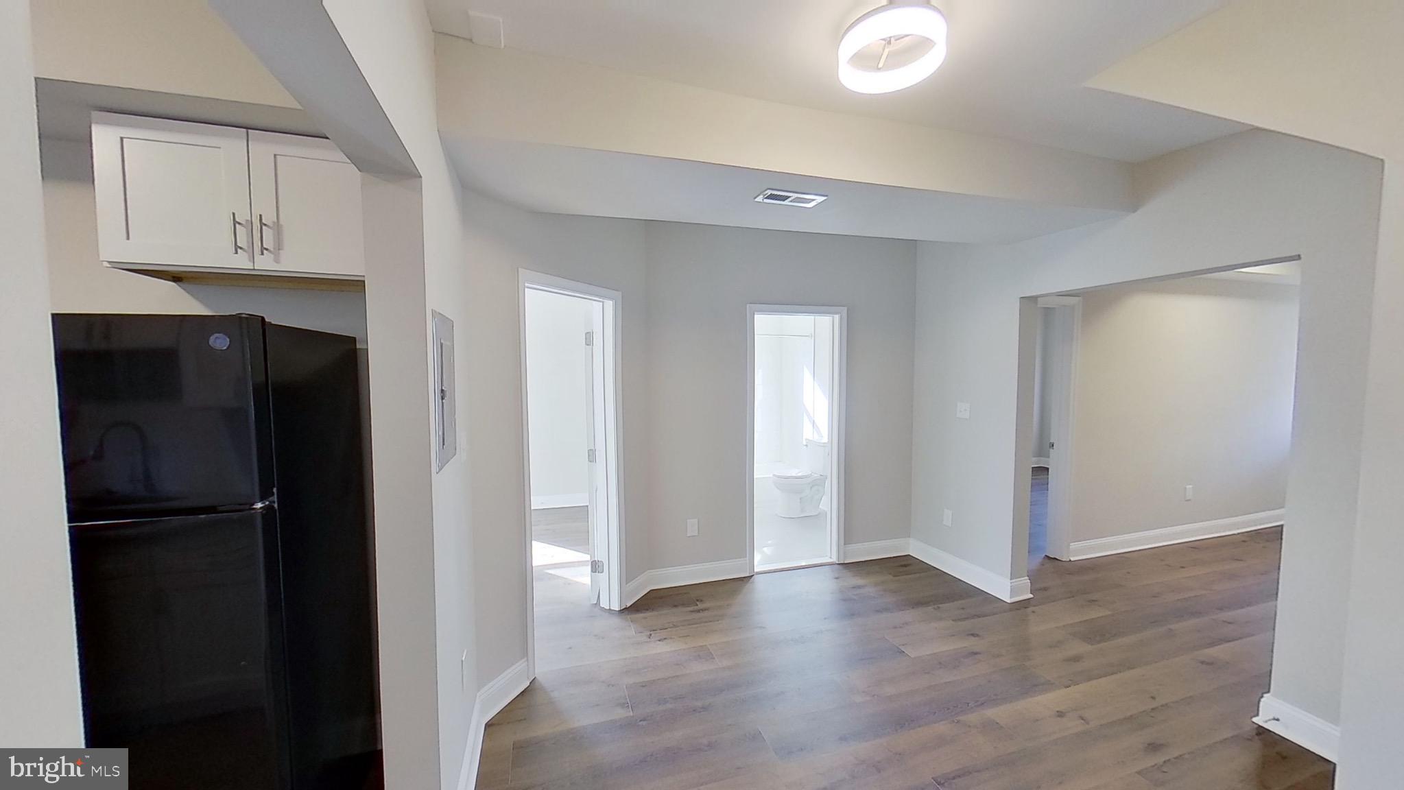 DOLFIELD - Residential Lease