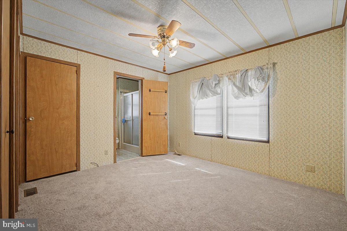 MURRAY MANOR - Residential