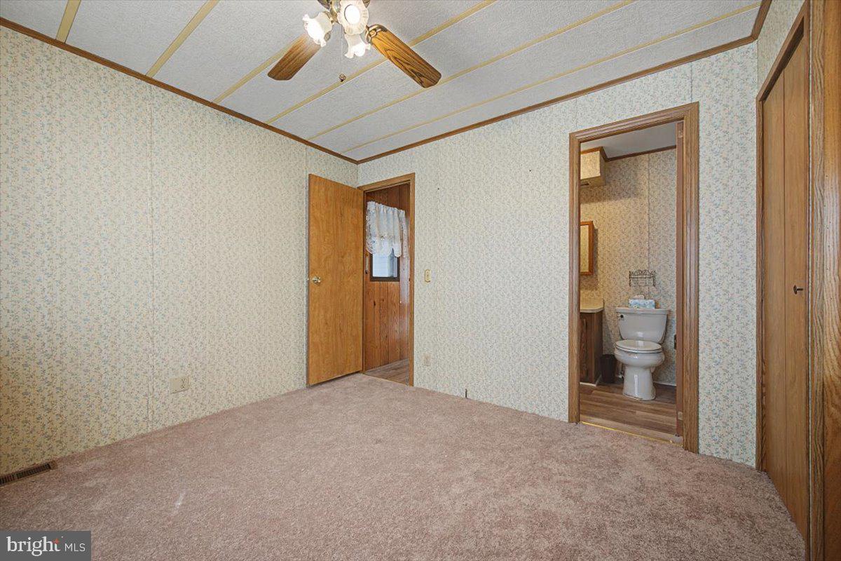 MURRAY MANOR - Residential