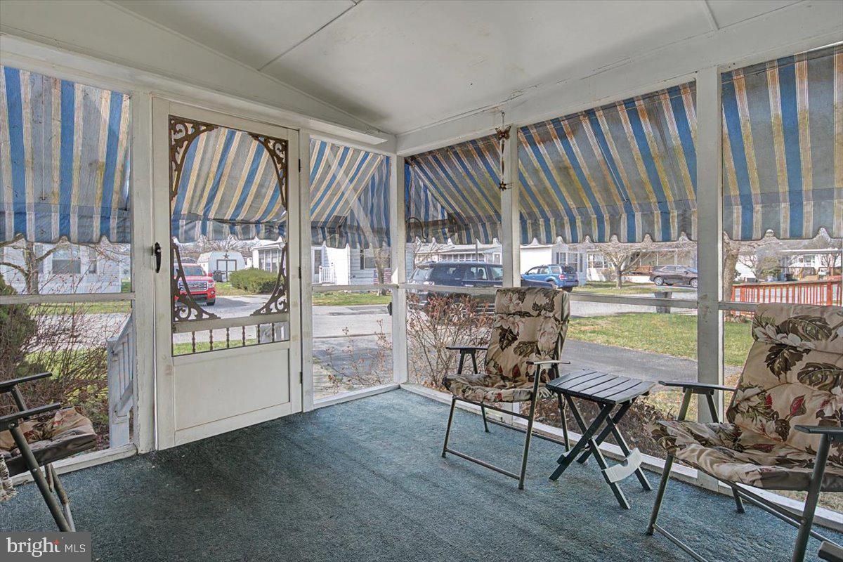 MURRAY MANOR - Residential