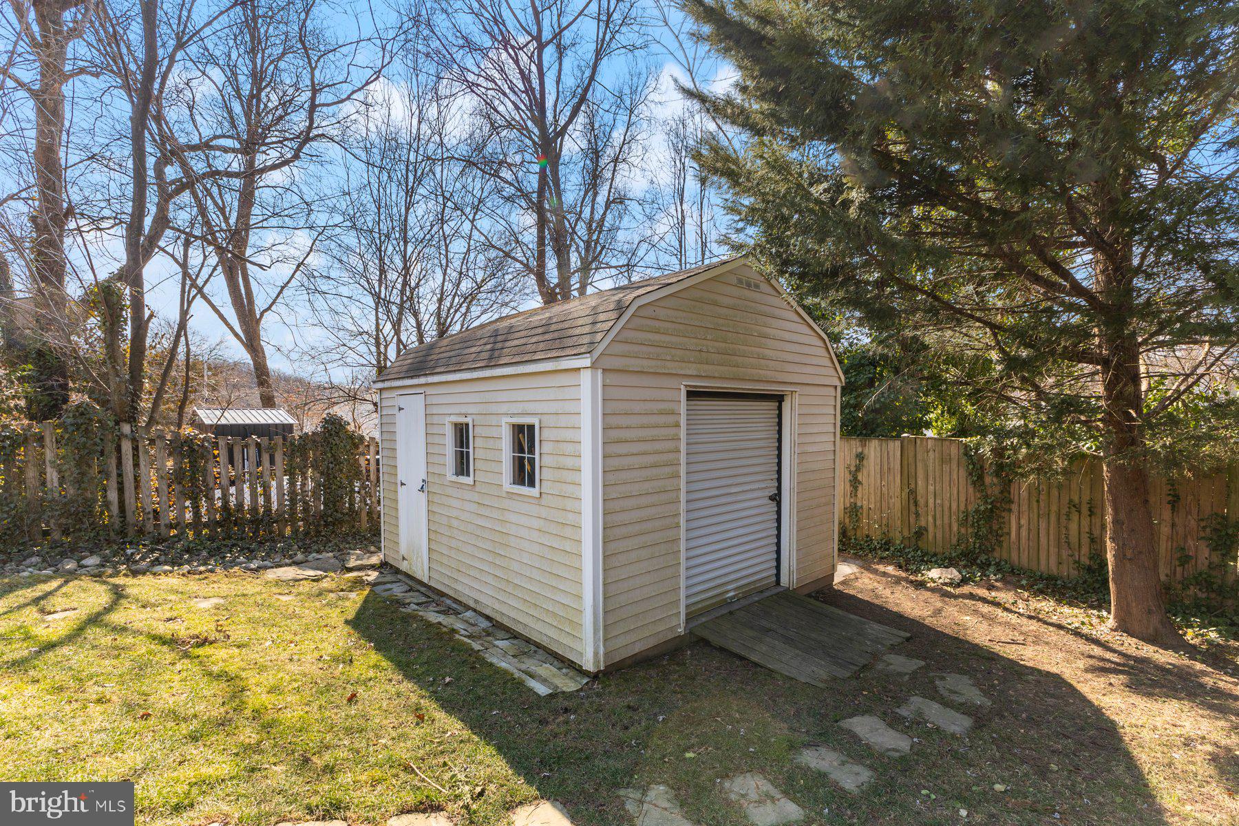 HERITAGE MANOR - Residential