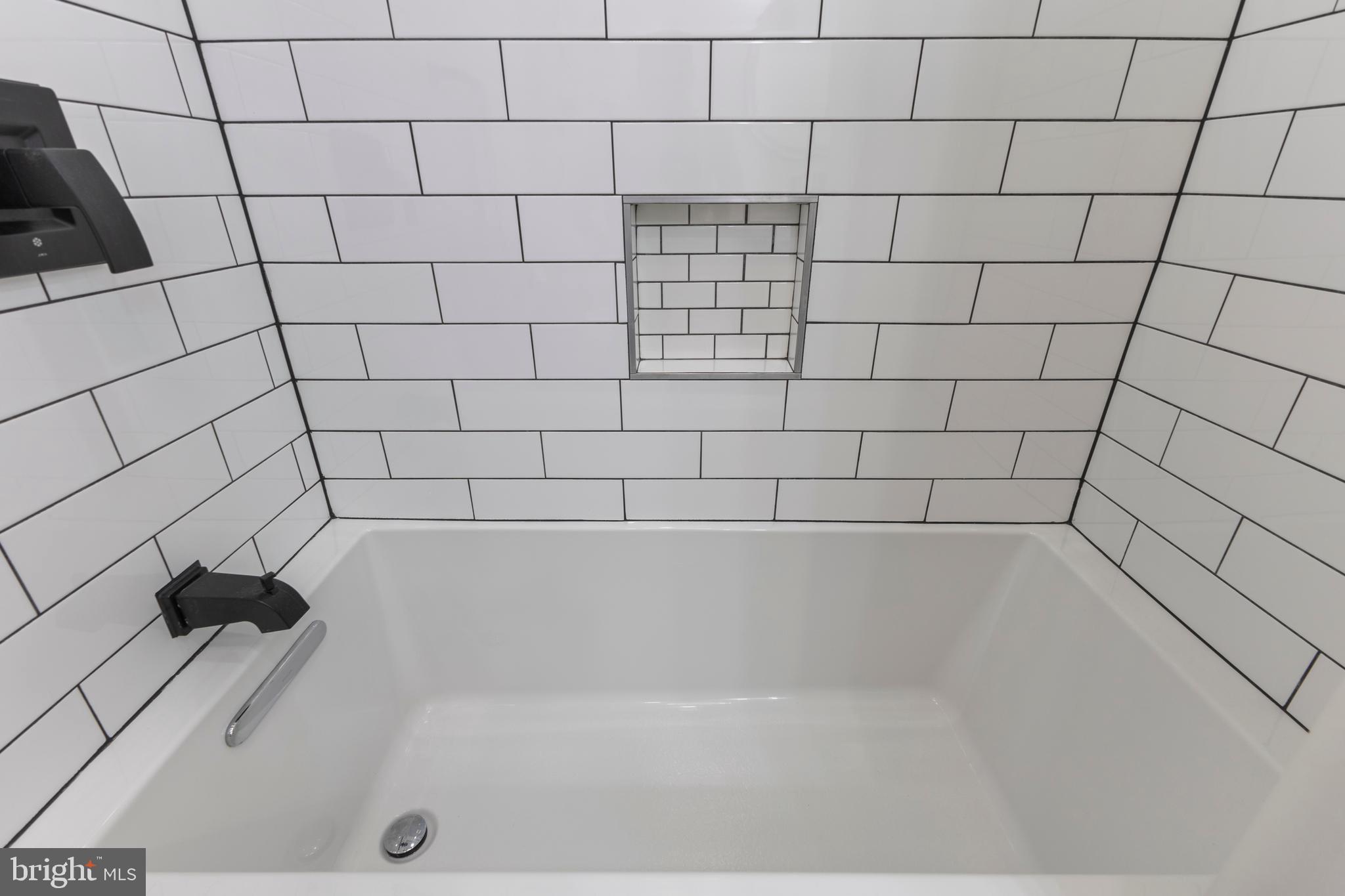 HERITAGE MANOR - Residential